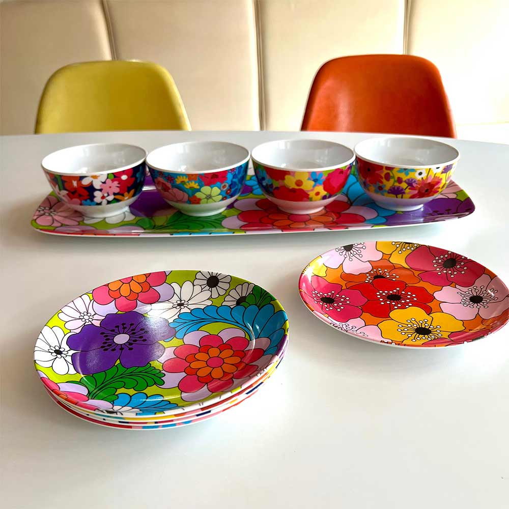 Set mit 6 kleinen Vorspeisentellern – Blumenmuster