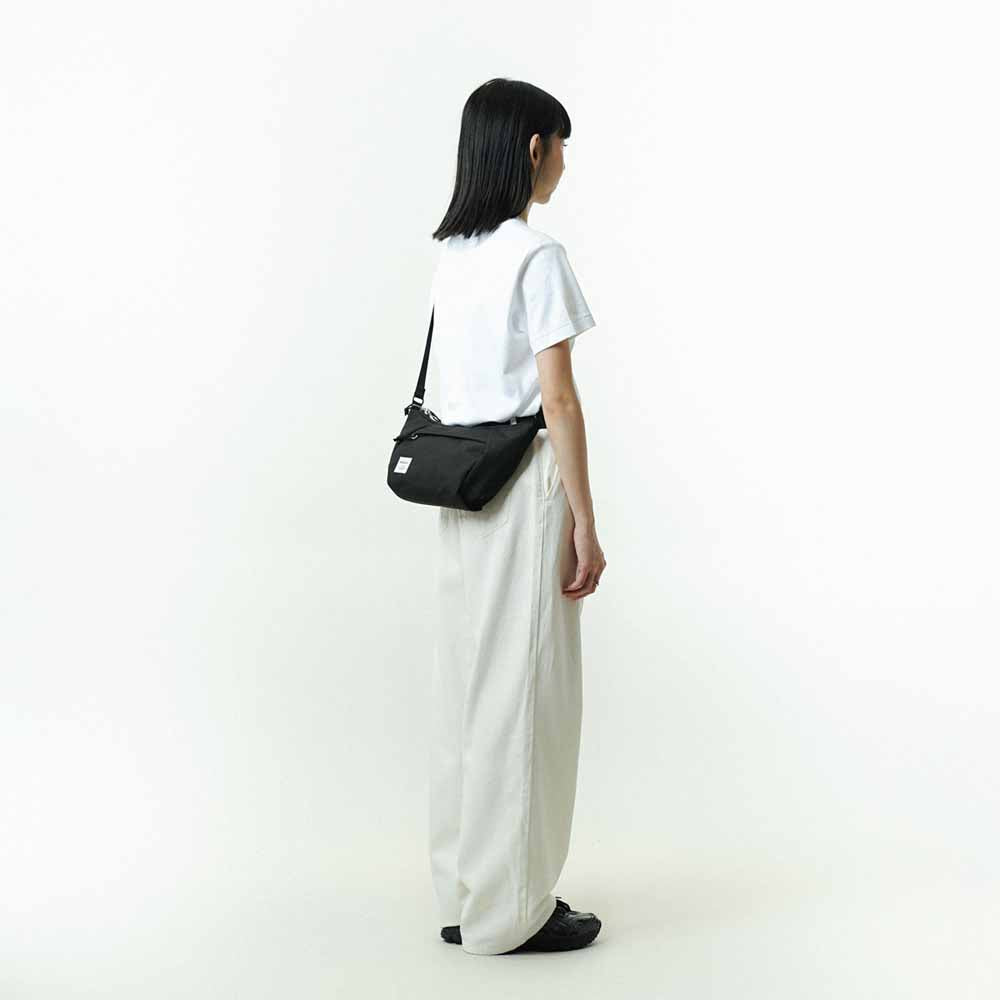 CORA Small Shoulder Bag Black